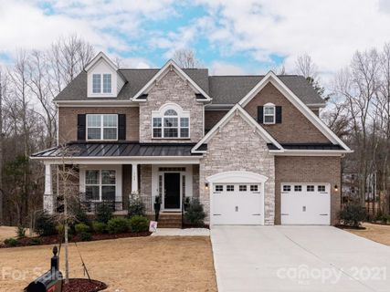 709 Laurel Oaks Court