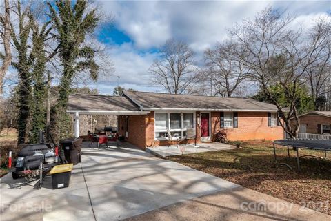 3255 Wilson Heights Street sold home in Wilson Heights, Hildebran, NC