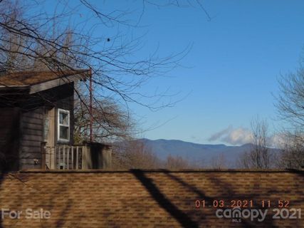 45 Raynolds Ridge sold home in Rocky Mountain Acres, Lake Toxaway, NC