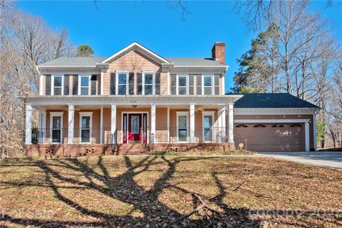 8309 Dunstaff Road sold home in Sweetwater, Charlotte, NC