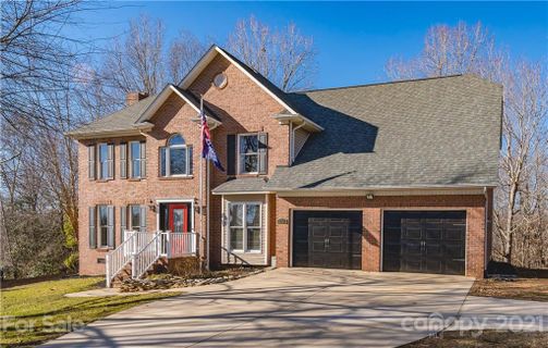 122 Tattersall Drive