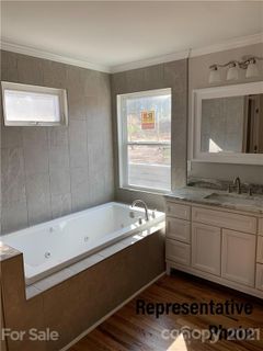 401 E Talleyrand Avenue 17