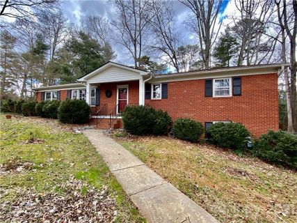 1967 Glenheath Drive
