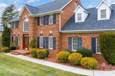 Previously sold for $580,000
