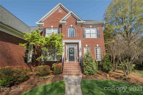 941 Tartan Lane