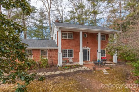 36 Woodbury Road
