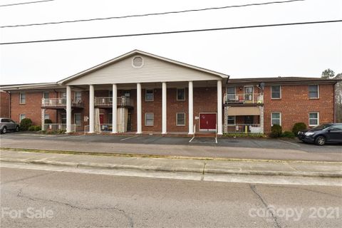 2112 S Main Street