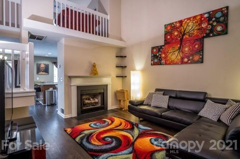 Previously sold for $193,000