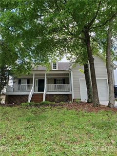 2202 Charles Towne Court sold home in Sumter Ridge, Kannapolis, NC