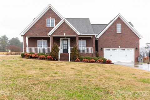 885 Clear Creek Circle sold home in Arbor Ridge, Lincolnton, NC
