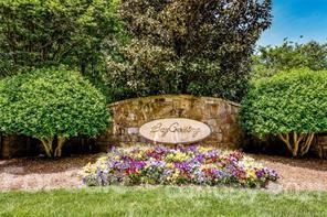 121 Summerwind Drive