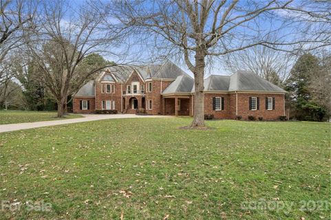 469 Valley Run Drive