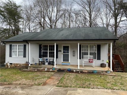 431 Forest Drive sold home in Forest Park, Maiden, NC