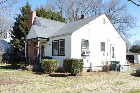 1109 Poston Circle
