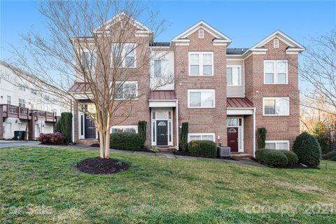 9130 Vilandry Way sold home in Village Manor at Ayrsley, Charlotte, NC