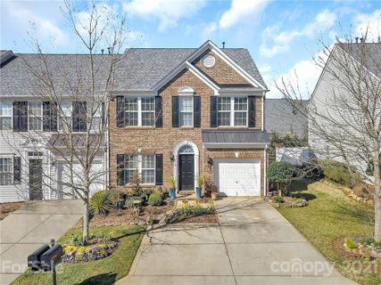 176 Snead Road 171 sold home in Fairway Townhouses, Fort Mill, SC