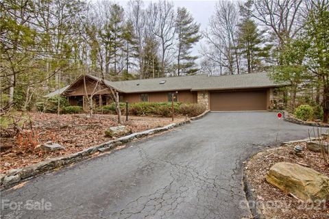 200 Camellia Way sold home in Timbercreek, Hendersonville, NC