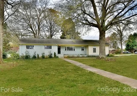 2006 Lynn Circle