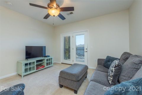 181 Brickton Village Circle 308