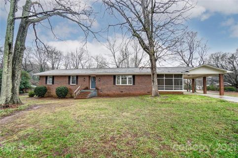 811 Ragin Lane