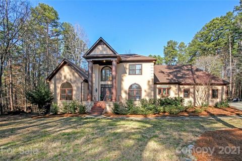 8535 Foxbridge Drive