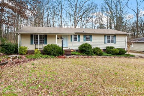 4914 Richard Place