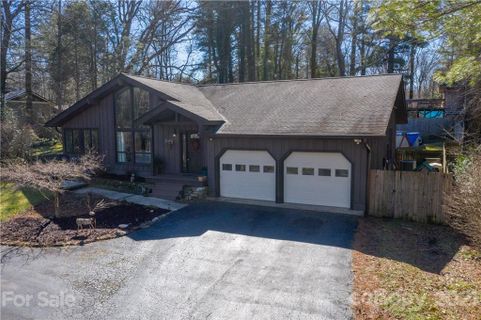 3225 Hickory Hill Road