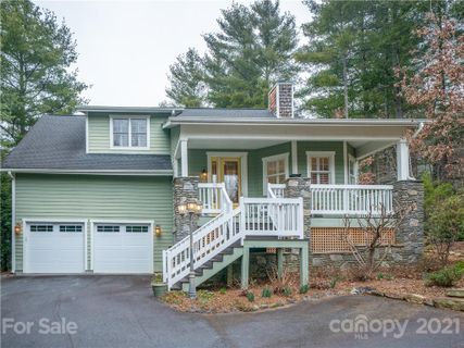 28 Olde Eastwood Village Boulevard
