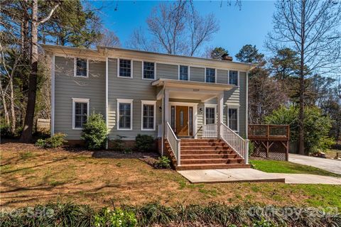 10524 Briarhurst Place sold home in Eastside Estates, Mint Hill, NC