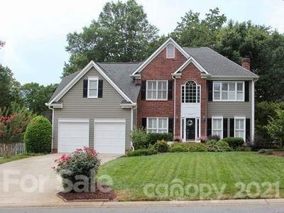 15613 Louth Court