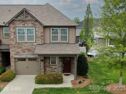 7220 Lochy Lane