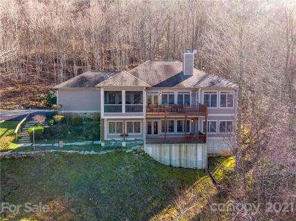 43 Grouse Nest Road sold home in Hawks Ridge, Whittier, NC