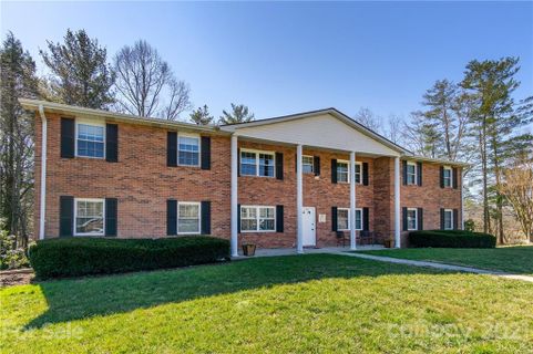 102 Falling Waters Road 4 sold home in Brookside Manor, Hendersonville, NC