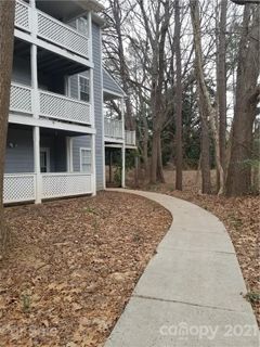 6005 Pinebark Court