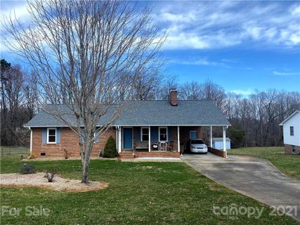 1911 Carolyn Drive sold home in Rucker Downs, Shelby, NC