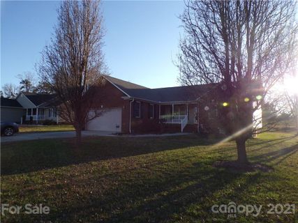 1947 Redwood Drive 5 sold home in Arbor Heights, Oakboro, NC