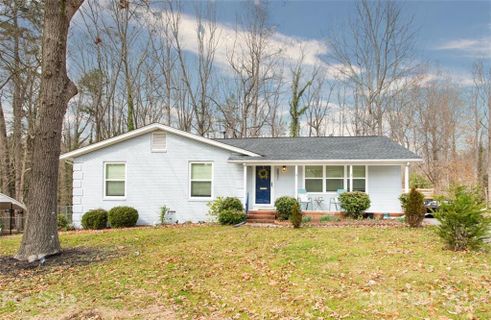 5821 Charing Place