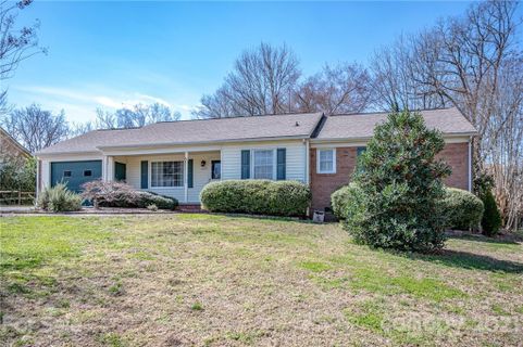 609 Deveron Place