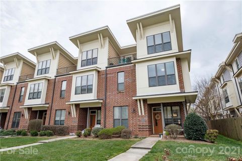 518 Steel Gardens Boulevard