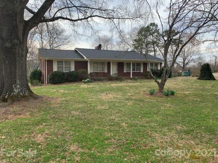 3041 7th Street sold home in Hidden Valley, Hickory, NC