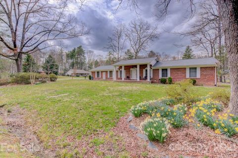24 N Greenwood Forest Drive 25