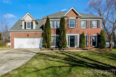 111 Woodfern Place