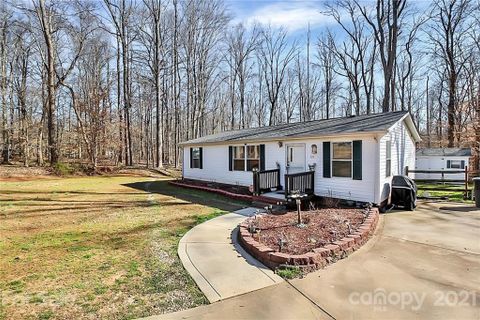 114 Crois Court