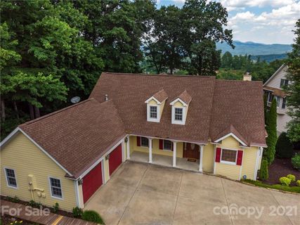 379 Bay Laurel Lane
