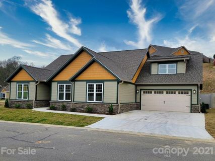 74 Creekside View Drive