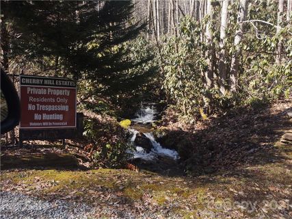 00 Teaberry Ridge Road 33 sold home in Cherry Hill Est, Waynesville, NC