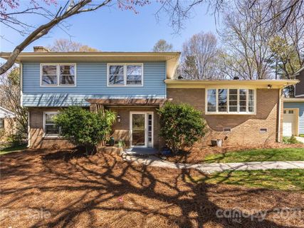 5901 Charing Place