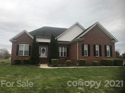 705 Witmore Road sold home in Cardinal Meadows, Wingate, NC