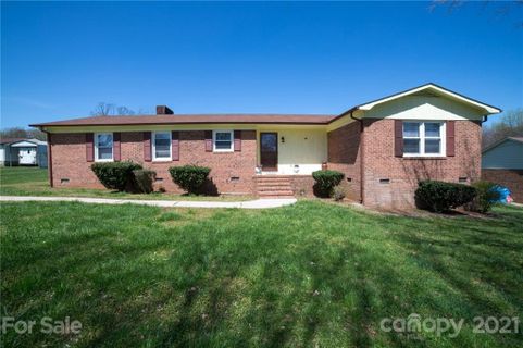 617 Lancer Court