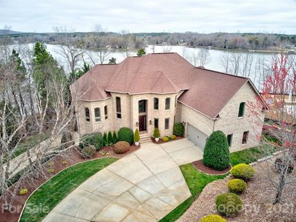 157 Mariners Bluff Road sold home in Mariners Bluff, York, SC